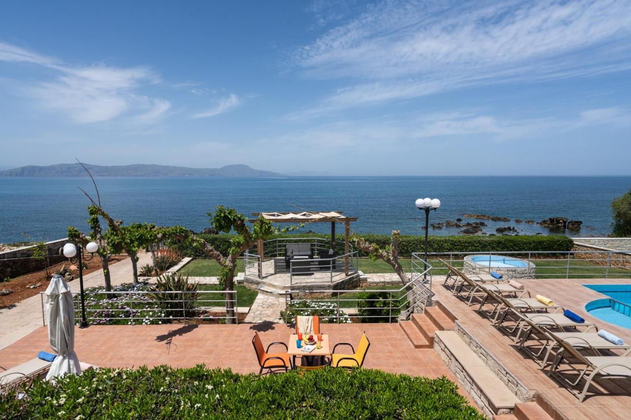 Beachfront Family Villa Katerina With Private Pool, Playground, Bbq & Amazing Sea Views! Petres  Zewnętrze zdjęcie
