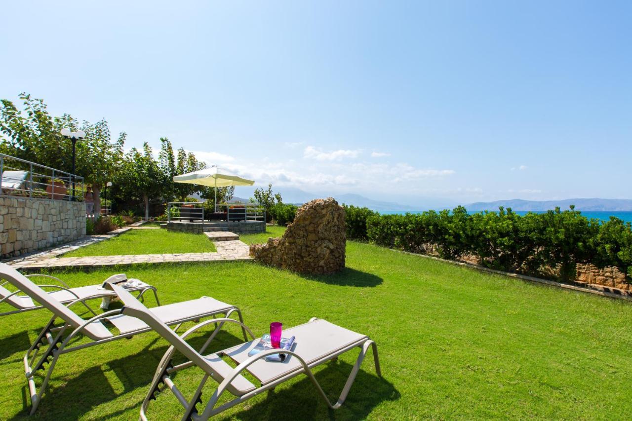 Beachfront Family Villa Katerina With Private Pool, Playground, Bbq & Amazing Sea Views! Petres  Zewnętrze zdjęcie