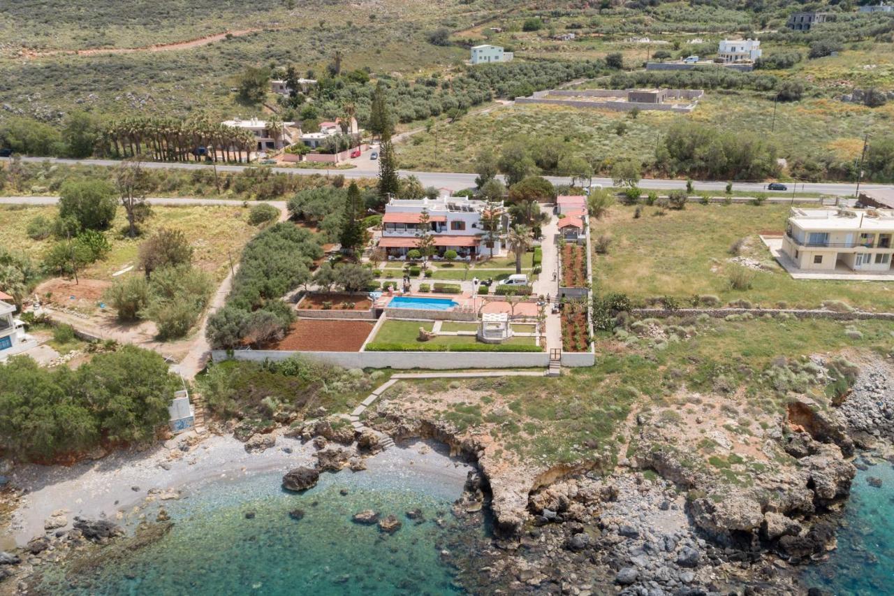 Beachfront Family Villa Katerina With Private Pool, Playground, Bbq & Amazing Sea Views! Petres  Zewnętrze zdjęcie