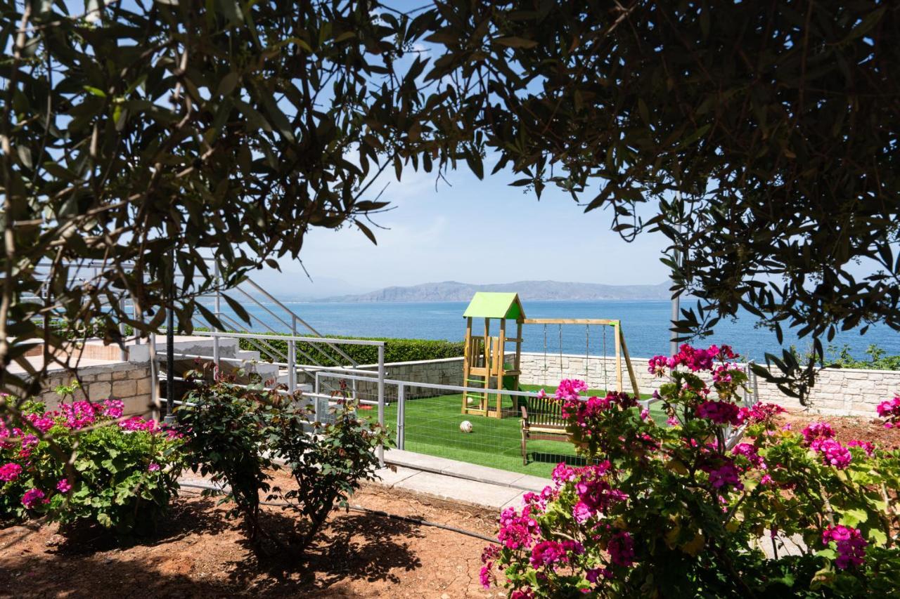 Beachfront Family Villa Katerina With Private Pool, Playground, Bbq & Amazing Sea Views! Petres  Zewnętrze zdjęcie