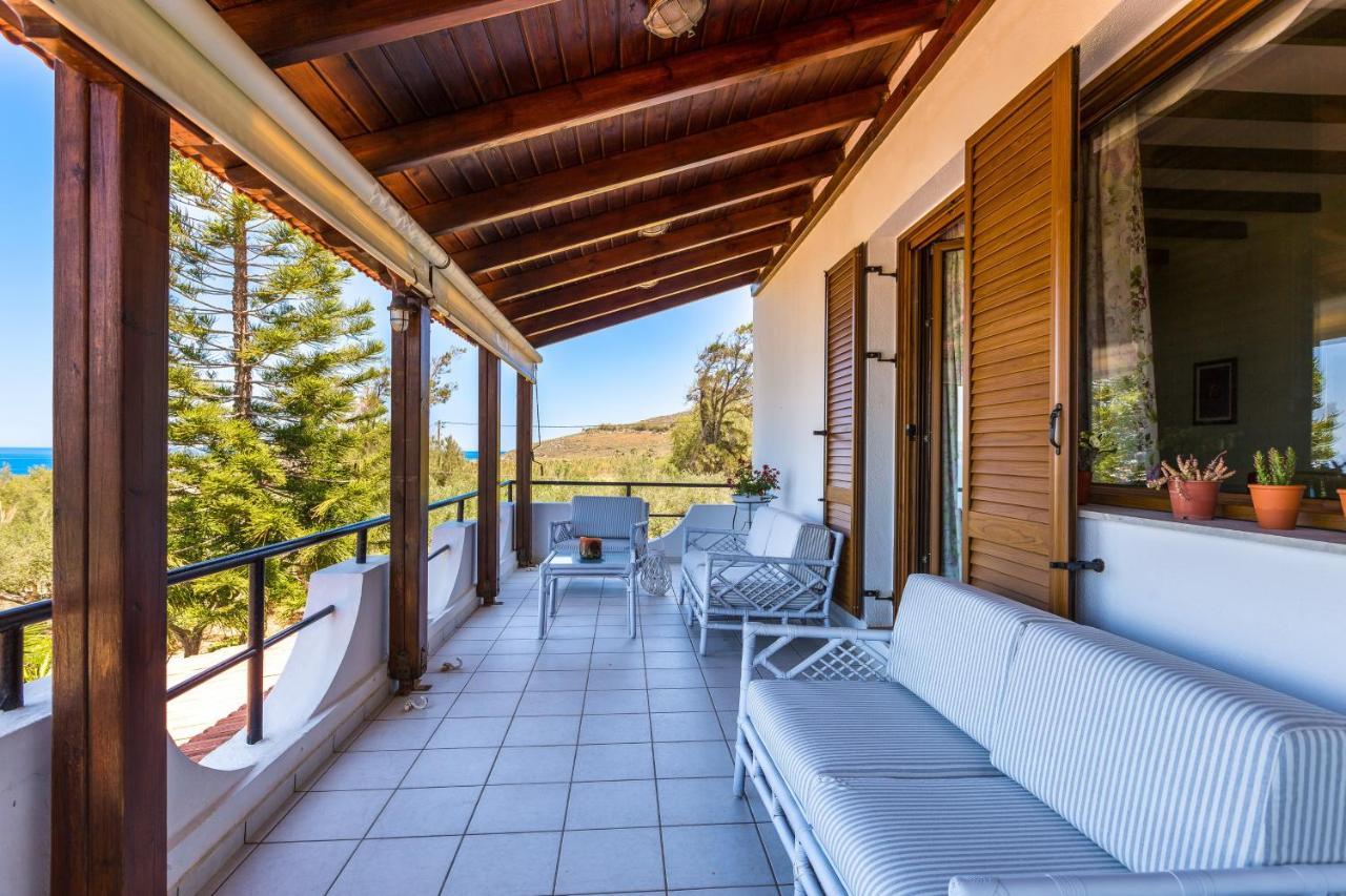 Beachfront Family Villa Katerina With Private Pool, Playground, Bbq & Amazing Sea Views! Petres  Zewnętrze zdjęcie